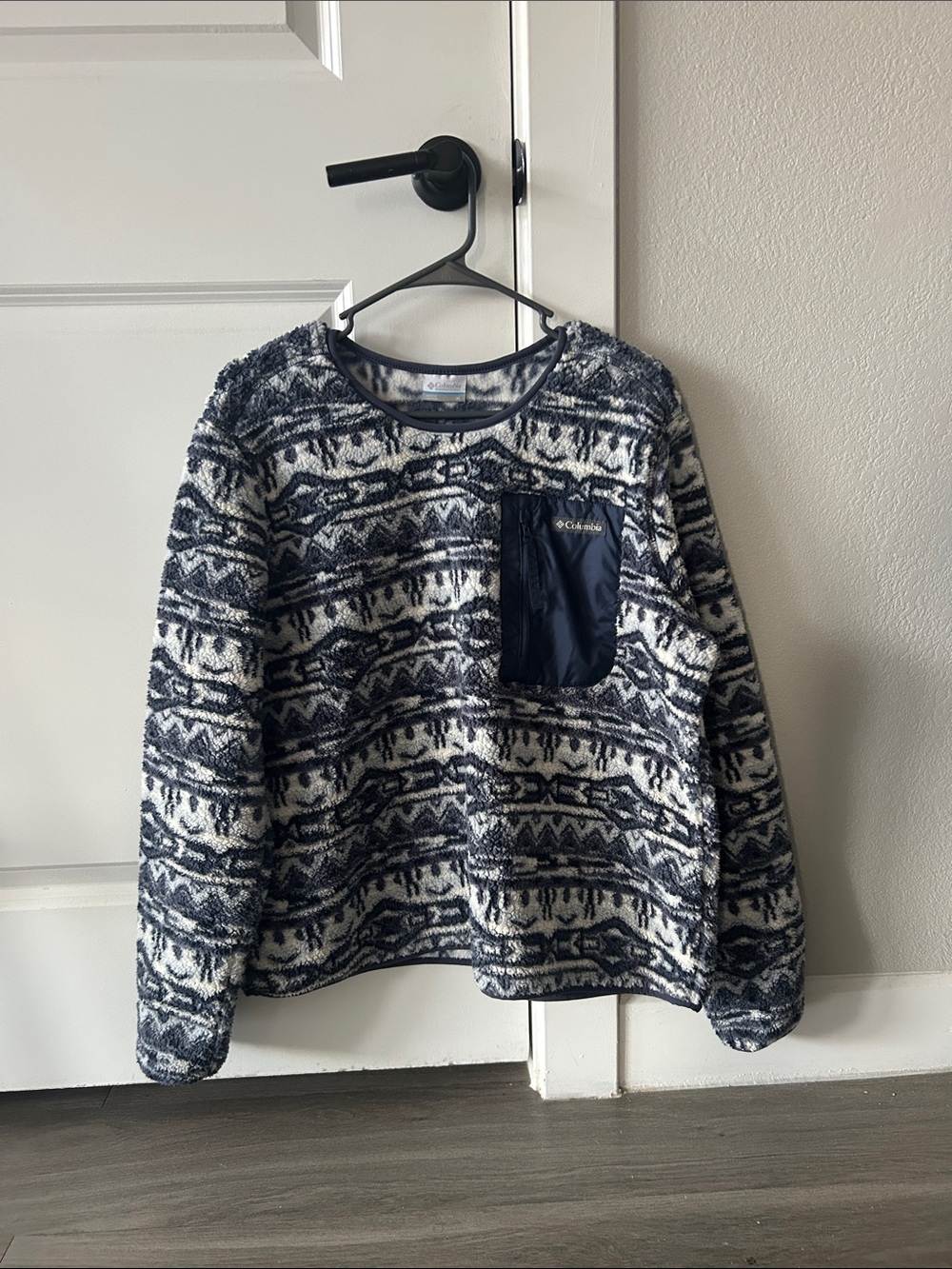Columbia sweater